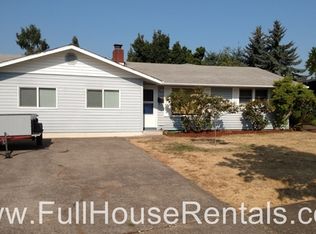 1230 1st St, Springfield, OR 97477