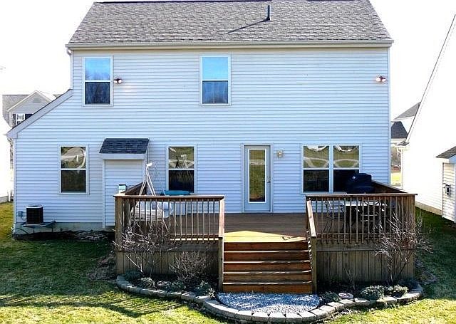 2nd image of 1536 Grove Hill Dr