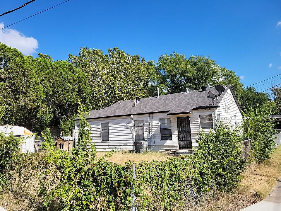 2nd image of 1701 Hemphill Dr
