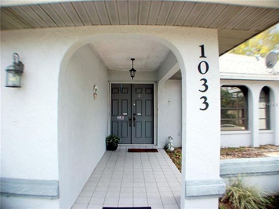 3rd image of 1033 Fleetwood Dr NW