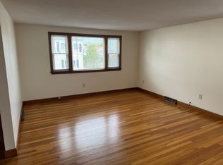 25 King St #2, Watertown, MA 02472