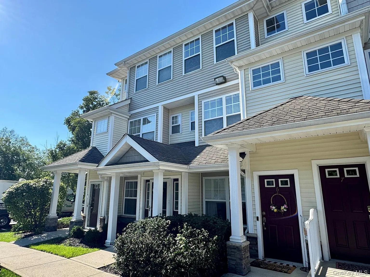 2 bed, 2.5 bath, 1345 sqft, $2,900 — Photo 4