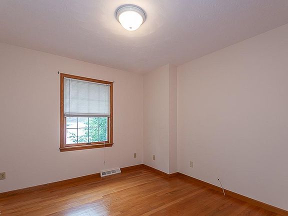 5th image of 262 Smokerise Dr #264