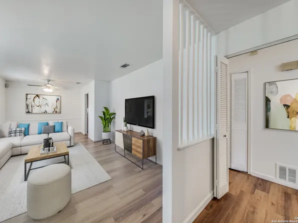 8114 Golden Forest Drive, San Antonio, TX 78239