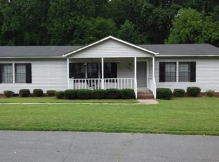 126 Ventner Ct, Charlotte, NC 28214