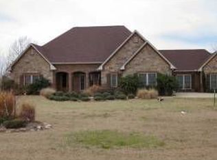 75 Ferri Dr, Cleveland, MS 38732
