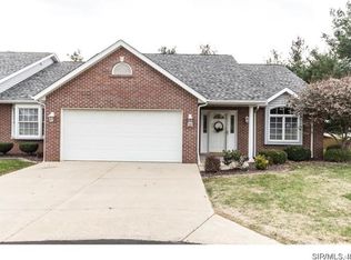 24 Villa Ct, Waterloo, IL 62298
