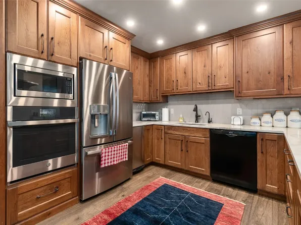 2800 Eagleridge Dr #B-3, Steamboat Springs, CO 80487