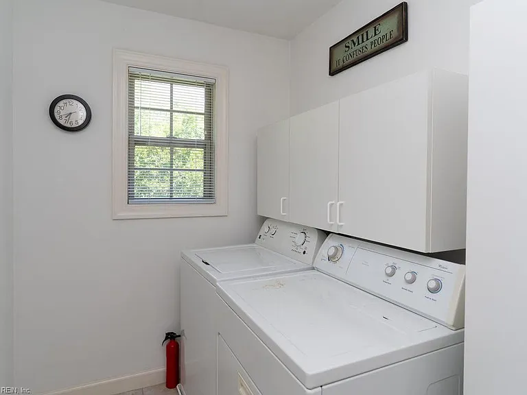 138 Greengable Way — Photo 20