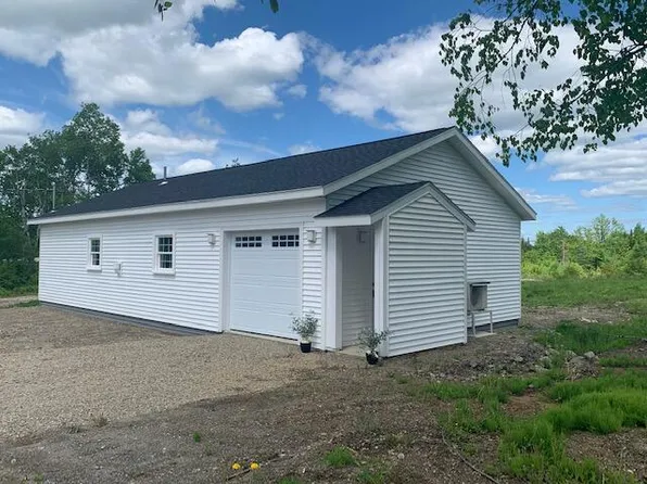 17 Monroe Road, Hampden, ME 04444