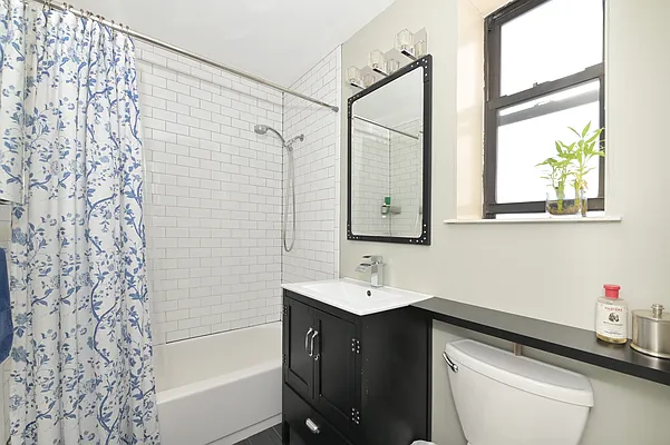 Sold by Keller Williams Realty of Greater Nassau | media 34