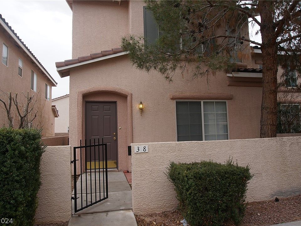 1st image of 38 Belle Maison Ave