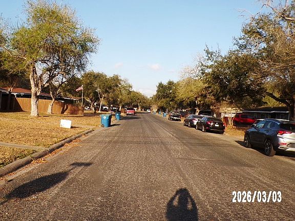 3rd image of 1003 E Randall