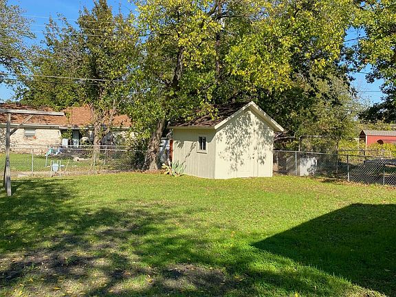 4th image of 4401 Jenny Ln
