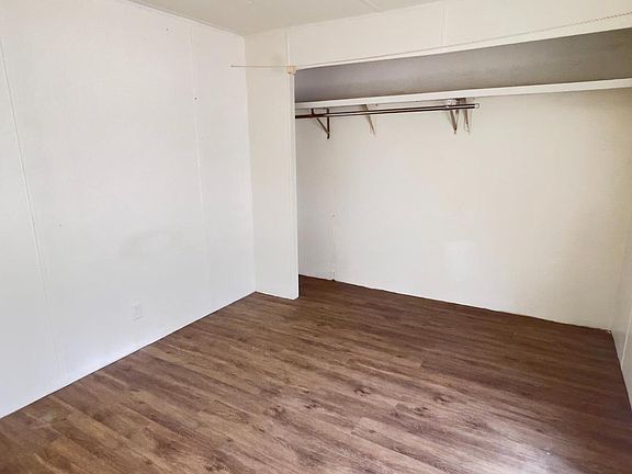 17th image of 15909 Woodsview Dr SW