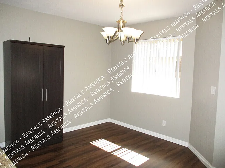 1350 N 85th Pl — Photo 6