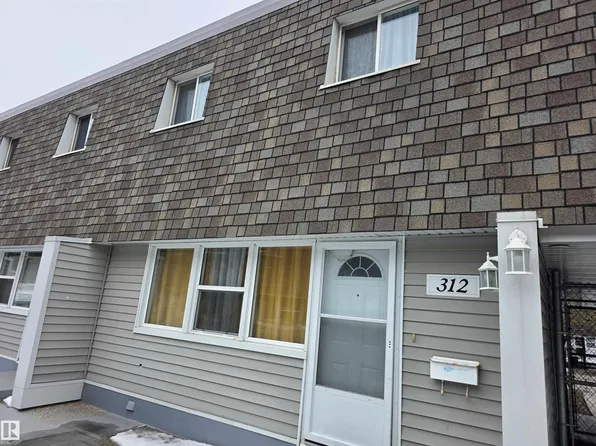 312 Village On The Grn NW, Edmonton, AB T5A 1H2