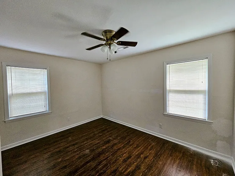126 Red Cedar Dr — Photo 7
