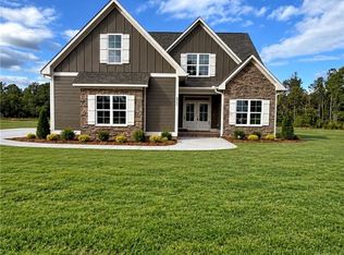 6663 River Rd, Fuquay Varina, NC 27526