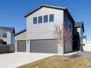 10574 W Tinder St, Star, ID 83669