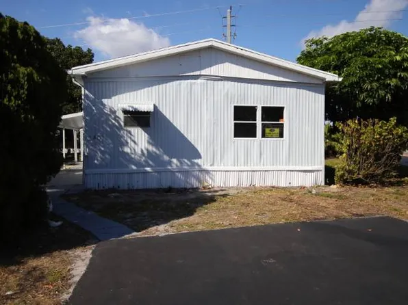 2401 NW 21st Way #450, Boynton Beach, FL 33436