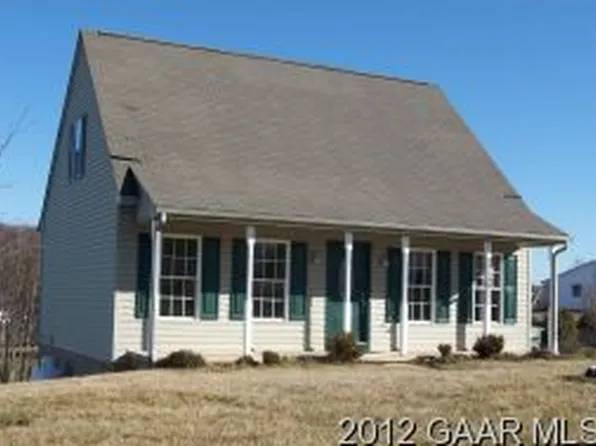 31 Hillandale Dr, Staunton, VA 24401