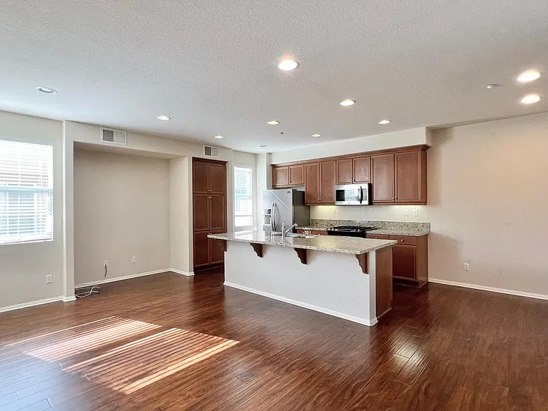 2674 Rawhide Ln — Photo 6