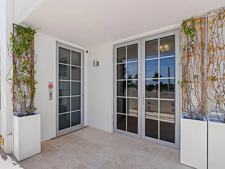 247 Worth Ave #PENTHOUSE — Photo 56