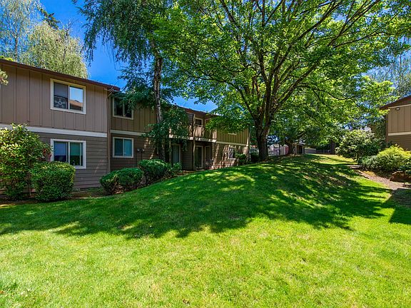 4th image of 19705 SW Boones Ferry Rd #28