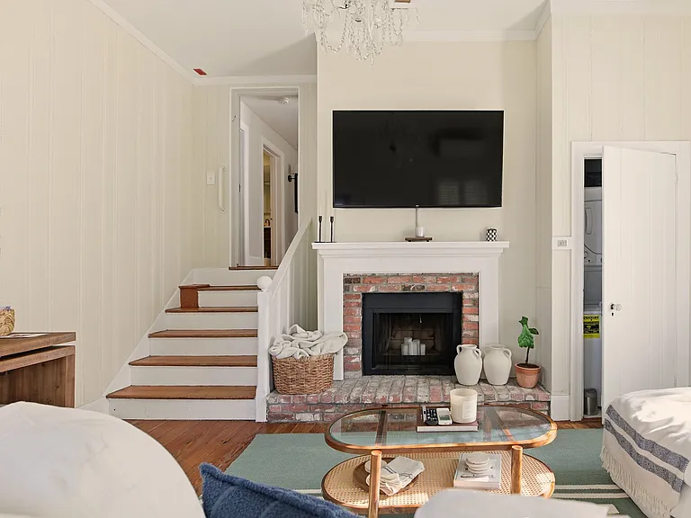 28 Kay St #3 — Photo 11