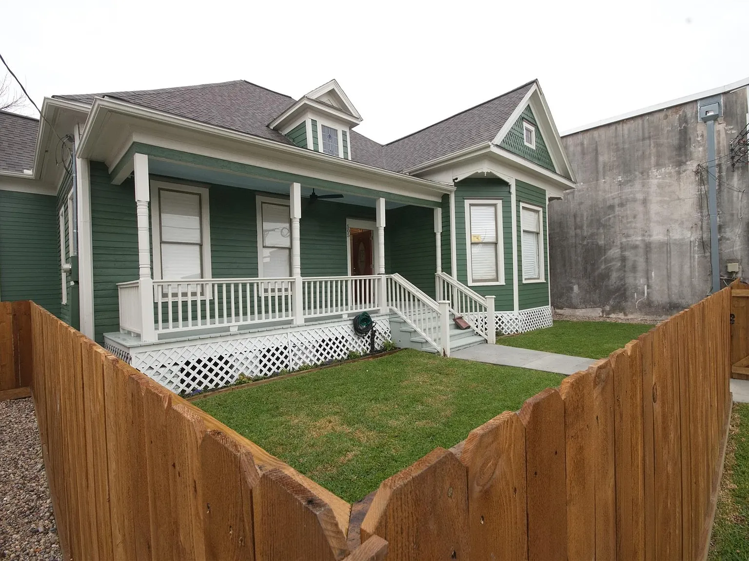 2 bed, 2.0 bath, 1544 sqft, $2,500 — Photo 4
