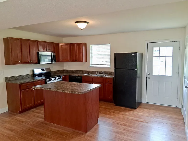 1757 Broadway St #3 — Photo 2