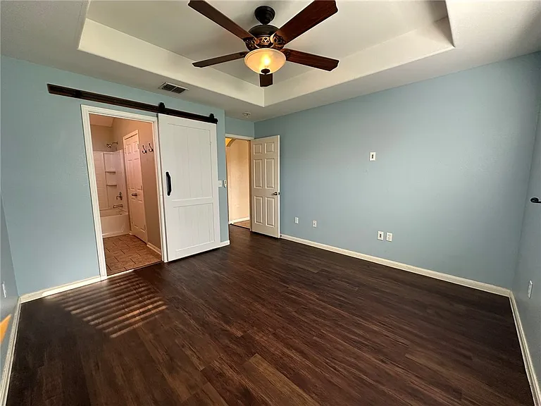 1132 Imperial St — Photo 7