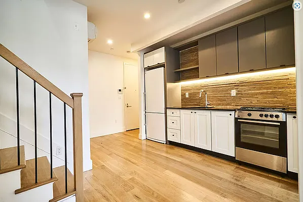 Rented by Lodger Corp | media 1