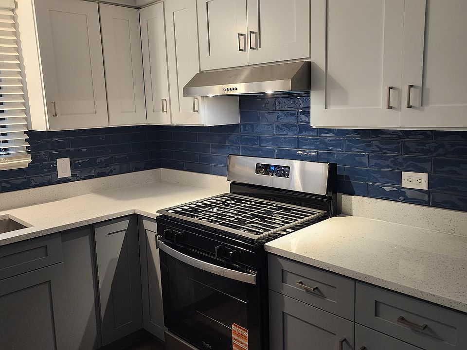 1st image of 15709 Terrace Dr