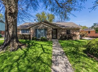 227 Parliament Dr, Houston, TX 77034