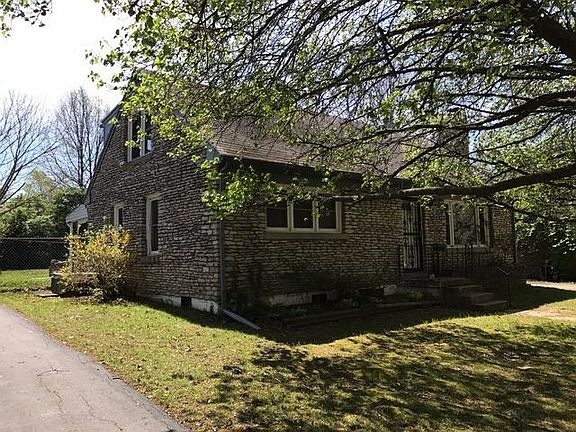 2nd image of 166 Saint James Dr