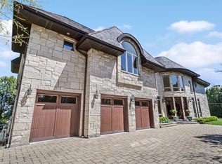 70 Harbor St, Glencoe, IL 60022