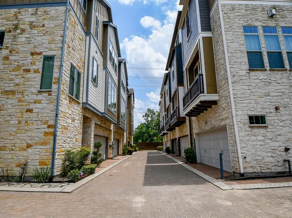 818 Yale St #A, Houston, TX 77007