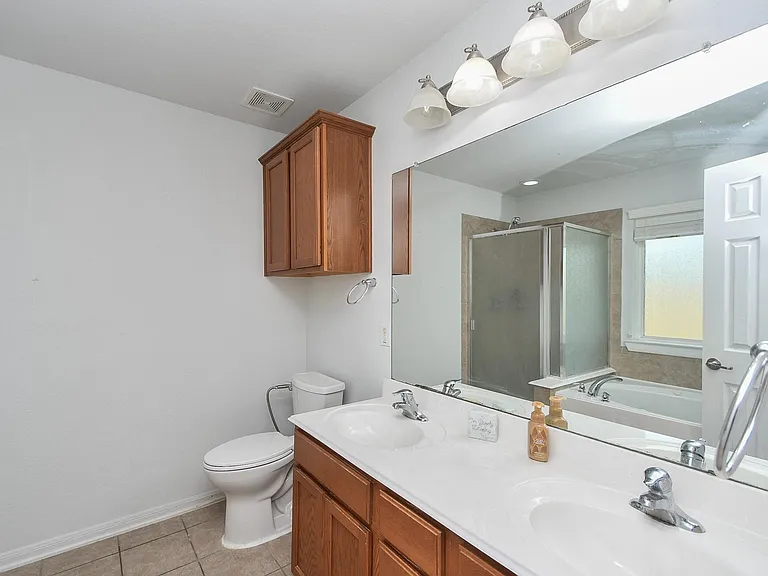 18302 Mable Pond Ln — Photo 19
