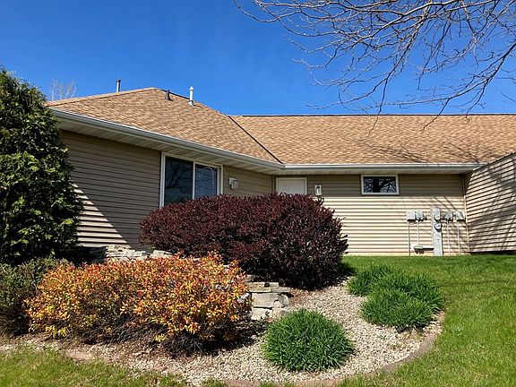 3rd image of 418 N 16th Cir Unit 602
