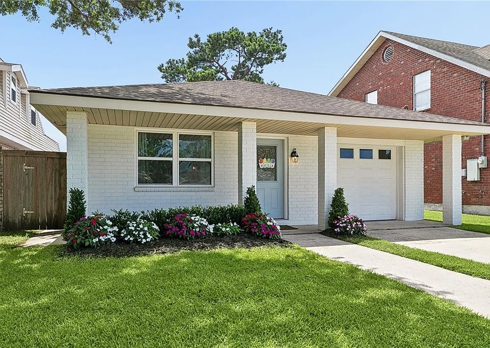 1st image of 1304 Houma Blvd