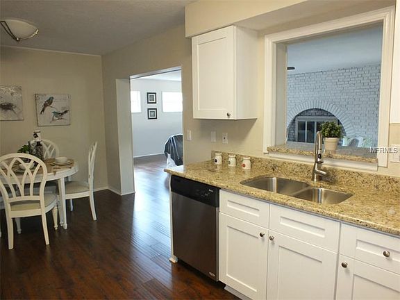 5th image of 3877 43rd Ave N