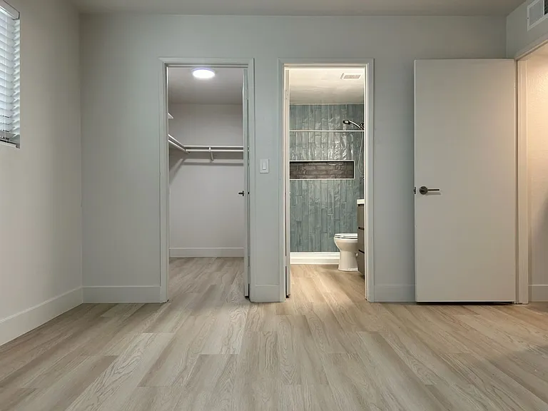 329 Dawn Ct — Photo 15