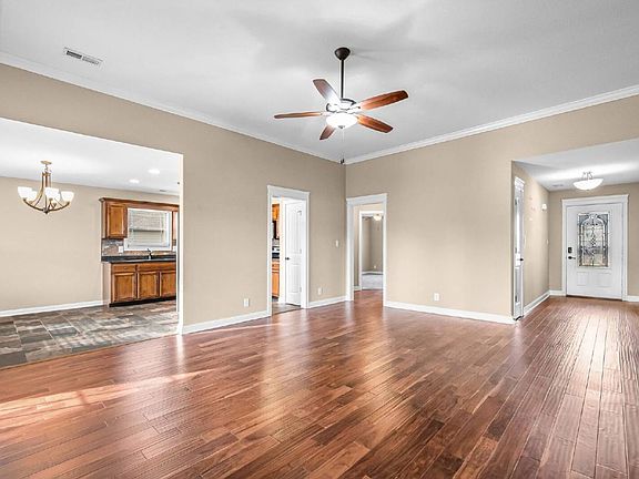 5th image of 1725 Autumnwood Blvd