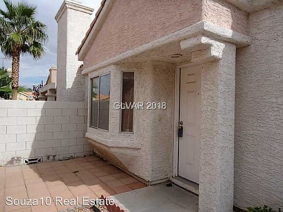 3rd image of 7035 Shadow Crest Dr