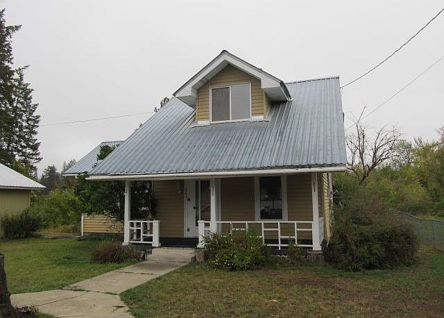 1st image of 204 N 1st Ave