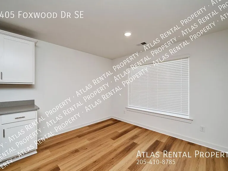 4405 Foxwood Dr — Photo 15