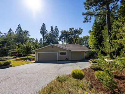 16249 David Way, Grass Valley, CA, 95949