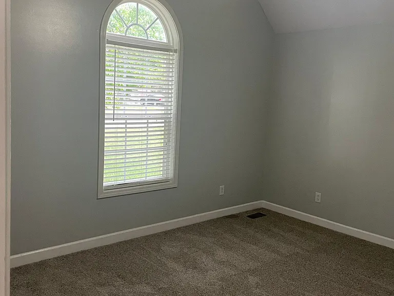 113 Kala Cir — Photo 13
